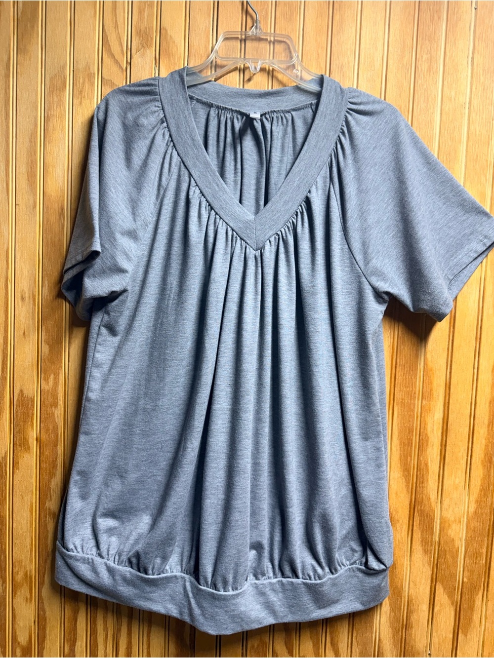 Dokotoo Short Sleeve Vneck T-shirt.